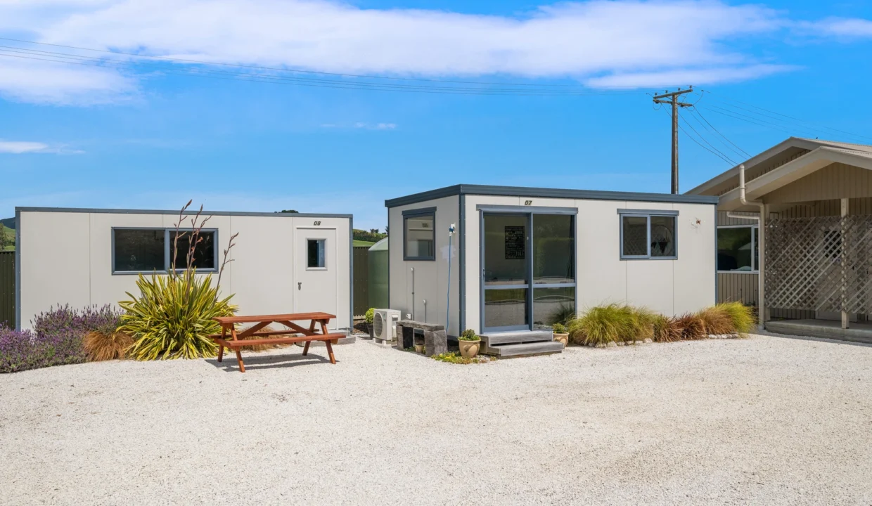 5cb2-H3194972-119708193__1730751190-109261-7305StateHighway1Exteriors11of19