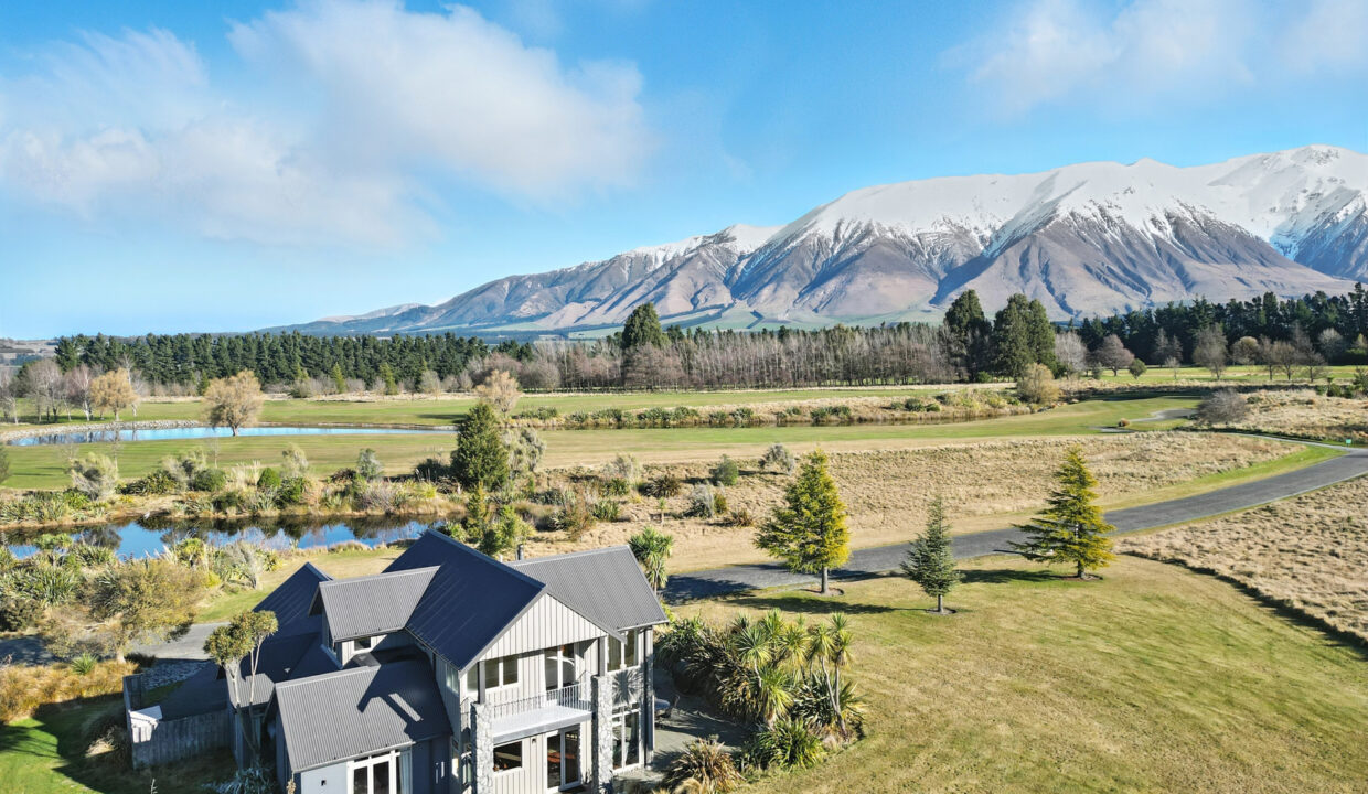 004_Open2view_ID594352-21_Tussock_Ln