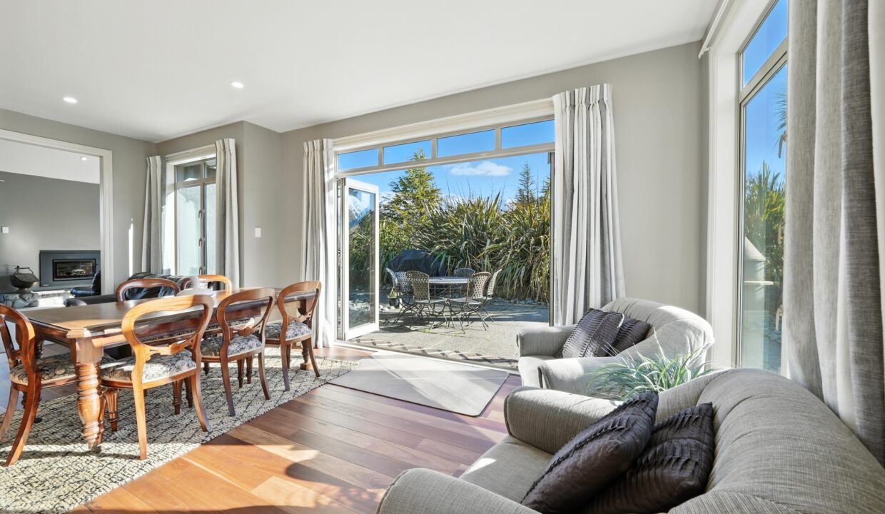 037_Open2view_ID594352-21_Tussock_Ln
