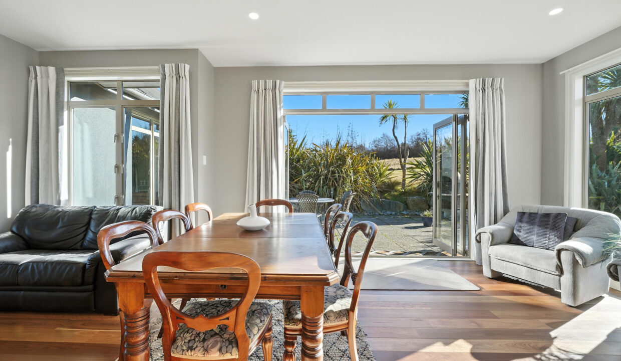 038_Open2view_ID594352-21_Tussock_Ln